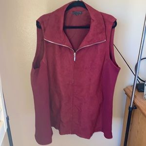 Burgundy vest with pockets  size 3x